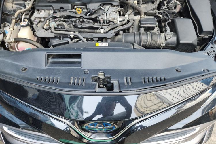 Used Toyota Camry 2019 Dual-Engine 2.5 HG Luxury Edition China V Standard Engine Bay