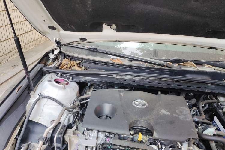 Used Toyota Camry 2019 2.0G Luxury Edition China VI Standard Engine Bay Right