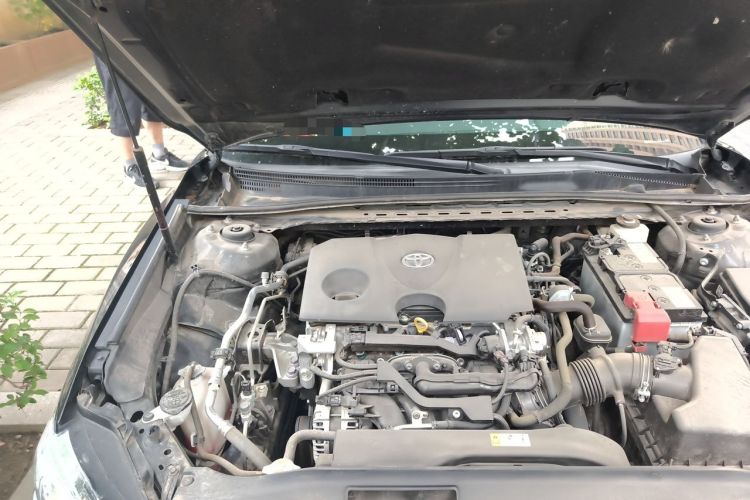 Used Toyota Camry 2019 Revised Version 2.0G Luxury Edition Engine Bay Right
