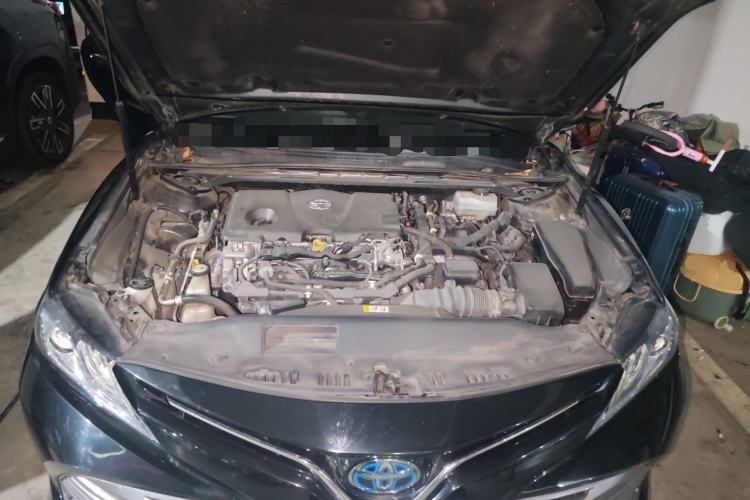 Used Toyota Camry 2019 Dual-Engine 2.5 HG Luxury Edition China VI Standard Engine Bay