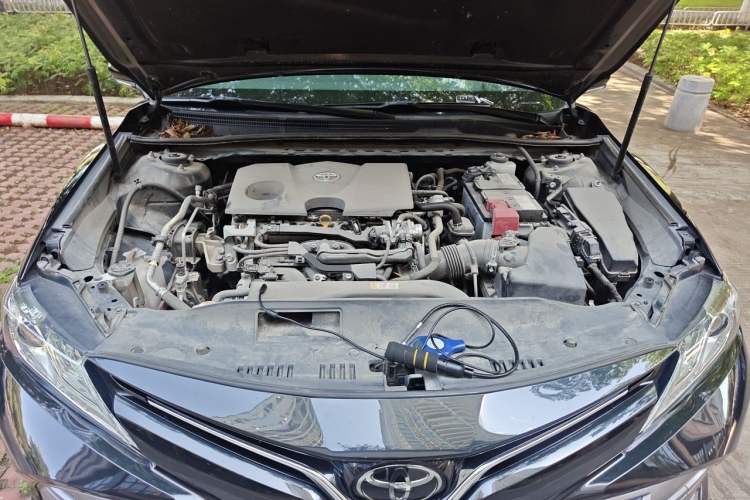 Used Toyota Camry 2019 Revised Version 2.0G Luxury Edition Engine Bay