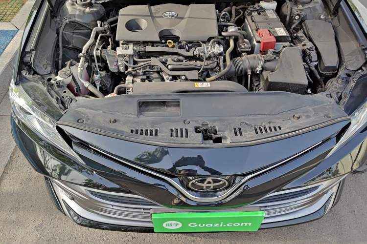 Used Toyota Camry 2019 2.0G Luxury Edition China VI Standard Engine Bay