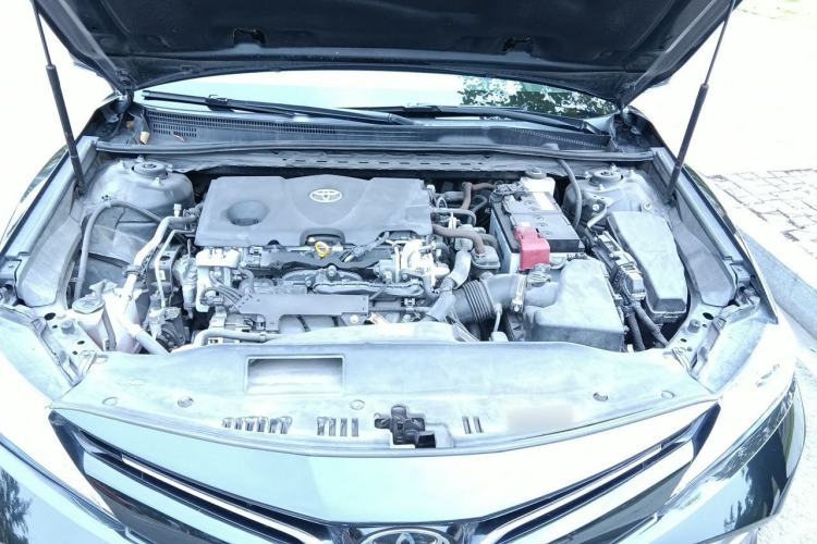 Used Toyota Camry 2019 2.5G Luxury Edition China VI Standard Engine Bay