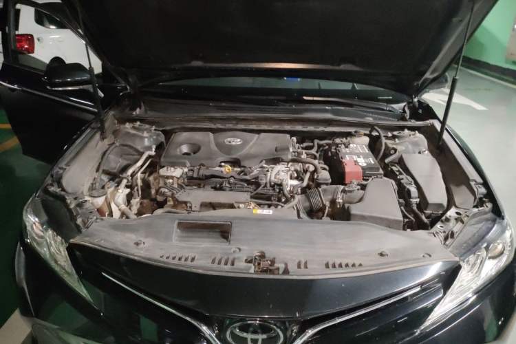 Used Toyota Camry 2019 2.5G Luxury Edition China VI Standard Engine Bay
