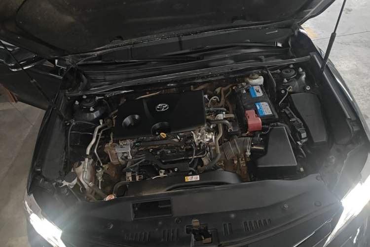 Used Toyota Camry 2019 Revised Version 2.0G Luxury Edition Engine Bay