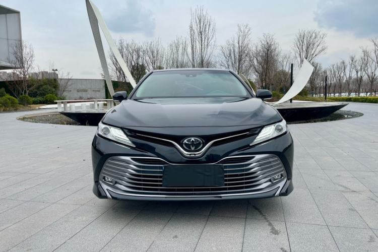 Used Toyota Camry 2019 2.5G Luxury Edition China VI Standard Exterior 1