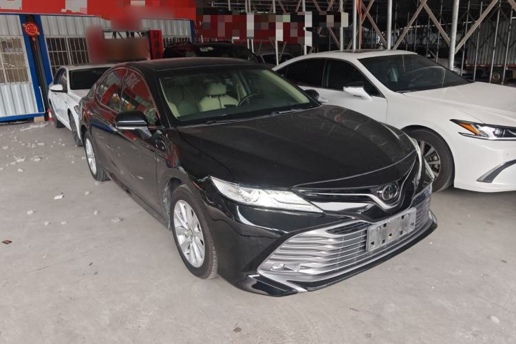 Used Toyota Camry 2019 2.0G Luxury Edition China VI Standard Exterior 1