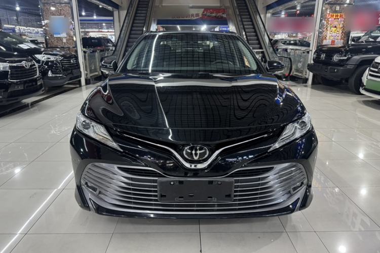 Used Toyota Camry 2019 2.0G Luxury Edition China VI Standard Exterior 1