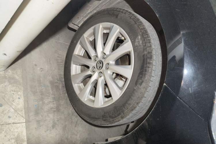 Used Toyota Camry 2019 2.0G Luxury Edition China VI Standard Exterior 1
