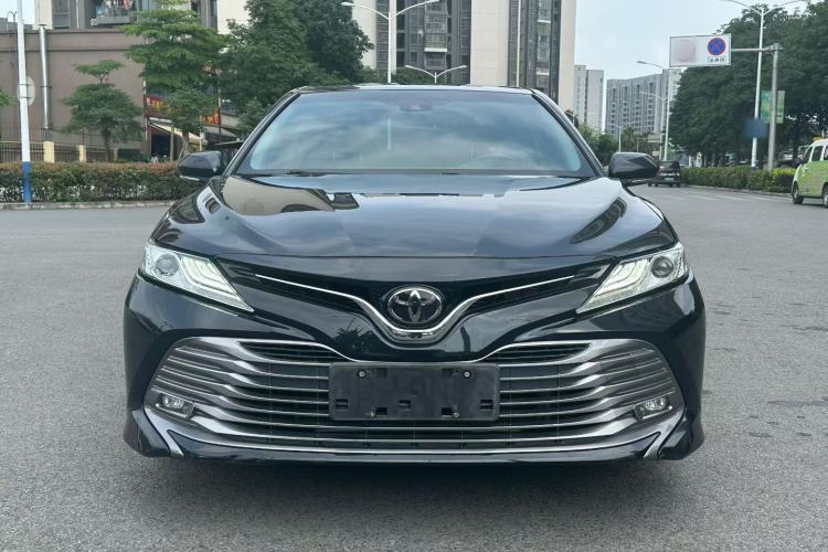 Used Toyota Camry 2019 2.5G Luxury Edition China VI Standard Exterior 1
