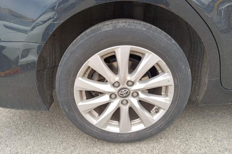 Used Toyota Camry 2019 Revised Version 2.0G Luxury Edition Exterior 1