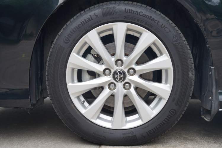 Used Toyota Camry 2019 Revised Version 2.0G Luxury Edition Exterior 12