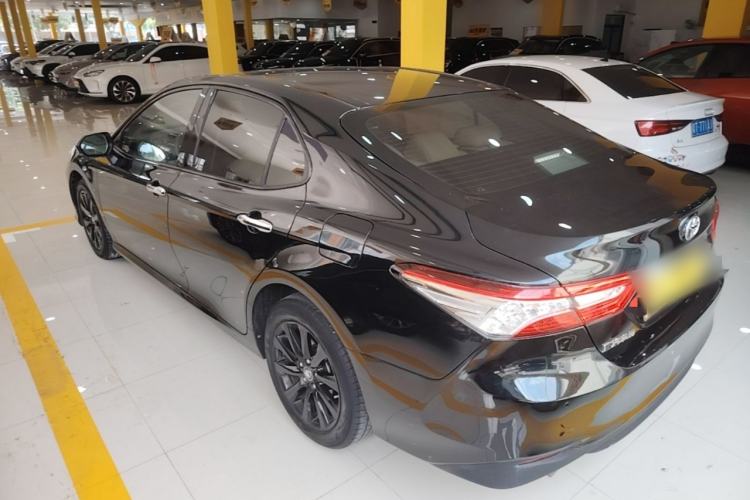 Used Toyota Camry 2019 Revised Version 2.0G Luxury Edition Exterior 2
