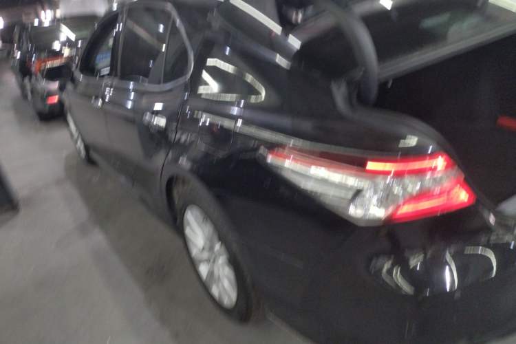 Used Toyota Camry 2019 Revised Version 2.0G Luxury Edition Exterior 2