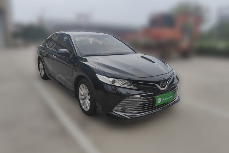 Used Toyota Camry 2019 Revised Version 2.0G Luxury Edition Exterior 2