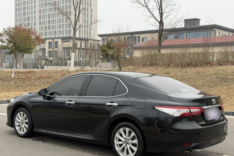Used Toyota Camry 2019 2.0G Luxury Edition China VI Standard Exterior 3
