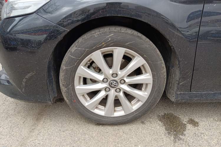 Used Toyota Camry 2019 Revised Version 2.0G Luxury Edition Exterior 3