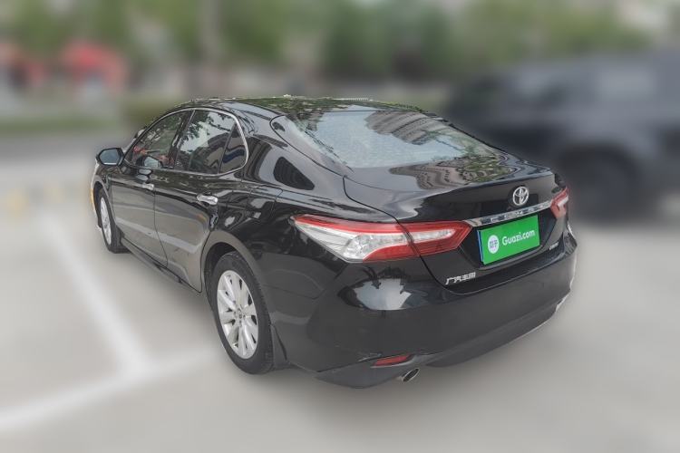 Used Toyota Camry 2019 Revised Version 2.0G Luxury Edition Exterior 3