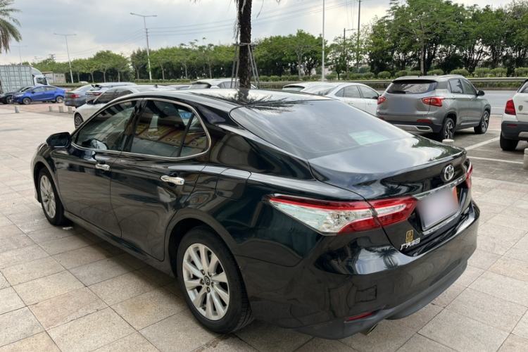 Used Toyota Camry 2019 2.0G Luxury Edition China VI Standard Exterior 3