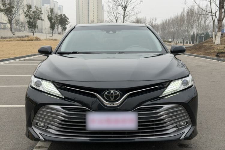 Used Toyota Camry 2019 2.0G Luxury Edition China VI Standard Exterior 4