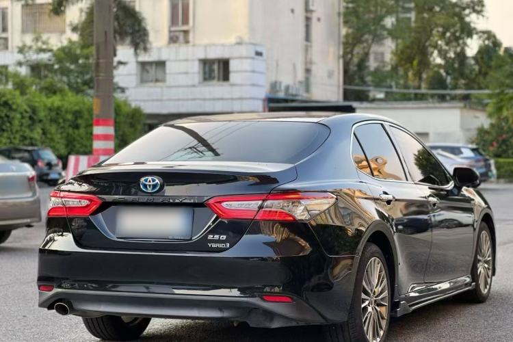 Used Toyota Camry 2019 Dual-Engine 2.5HS FENGSHANG Edition China VI Standard Exterior 4