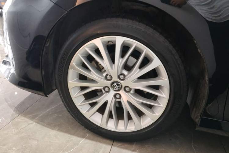 Used Toyota Camry 2019 2.5G Luxury Edition China VI Standard Exterior 4