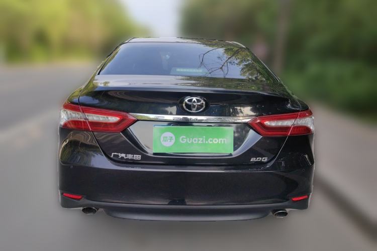 Used Toyota Camry 2019 Revised Version 2.0G Luxury Edition Exterior 4