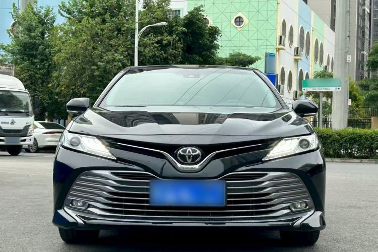 Used Toyota Camry 2019 Revised Version 2.5G Luxury Edition Exterior 4