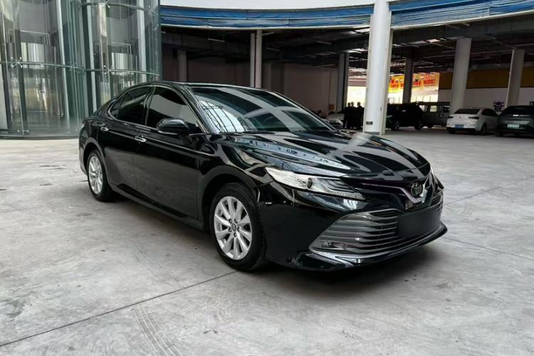 Used Toyota Camry 2019 2.0G Luxury Edition China V Standard Exterior 5