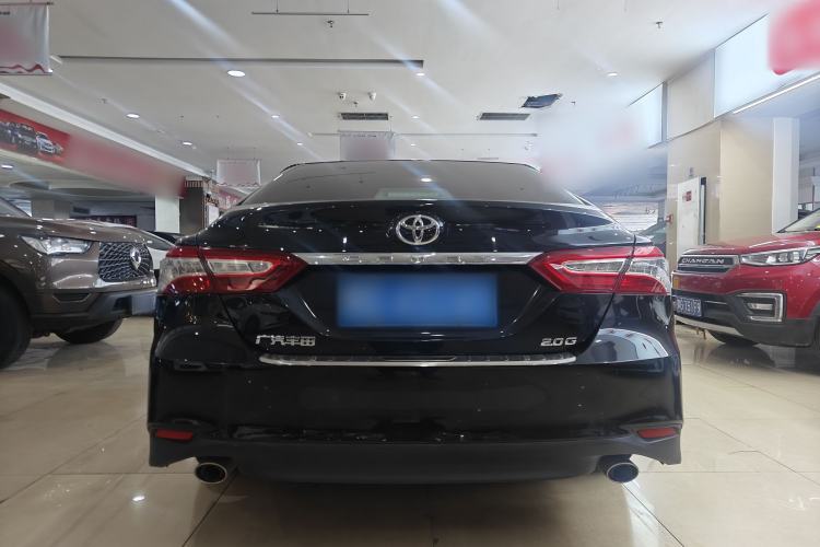 Used Toyota Camry 2019 Revised Version 2.0G Luxury Edition Exterior 5
