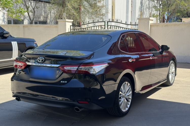Used Toyota Camry 2019 2.5G Luxury Edition China VI Standard Exterior 5
