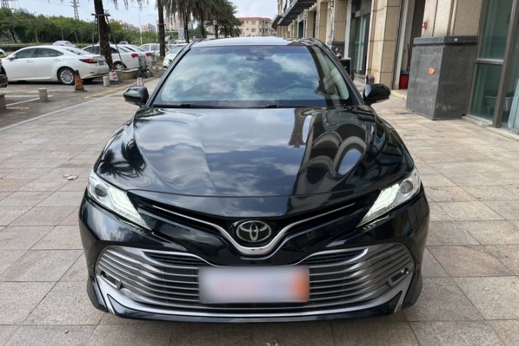 Used Toyota Camry 2019 2.0G Luxury Edition China VI Standard Exterior 5