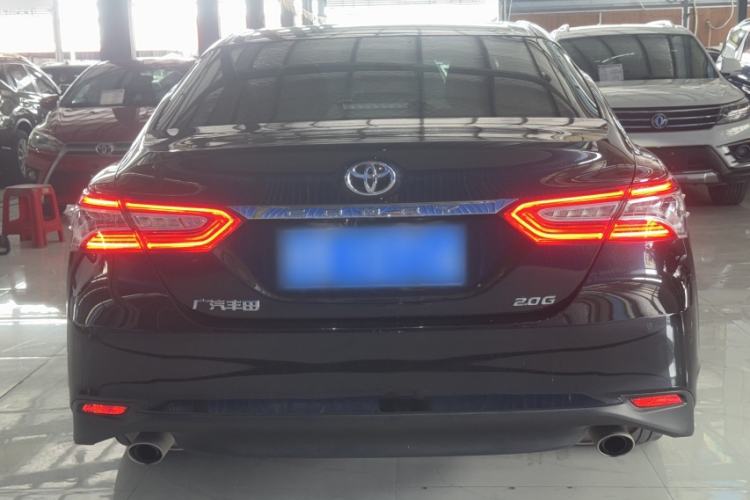 Used Toyota Camry 2019 Revised Version 2.0G Luxury Edition Exterior 5