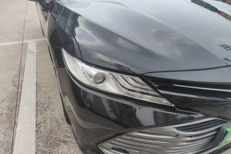 Used Toyota Camry 2019 Revised Version 2.0G Luxury Edition Exterior 6