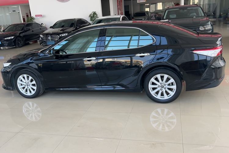 Used Toyota Camry 2019 2.0G Luxury Edition China VI Standard Exterior 6