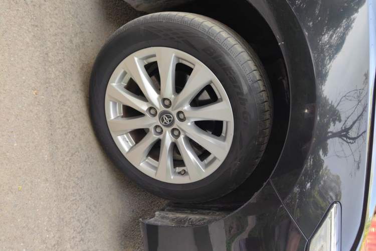 Used Toyota Camry 2019 Revised Version 2.0G Luxury Edition Exterior 7