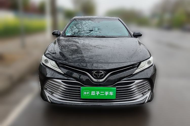 Used Toyota Camry 2019 Revised Version 2.0G Luxury Edition Front