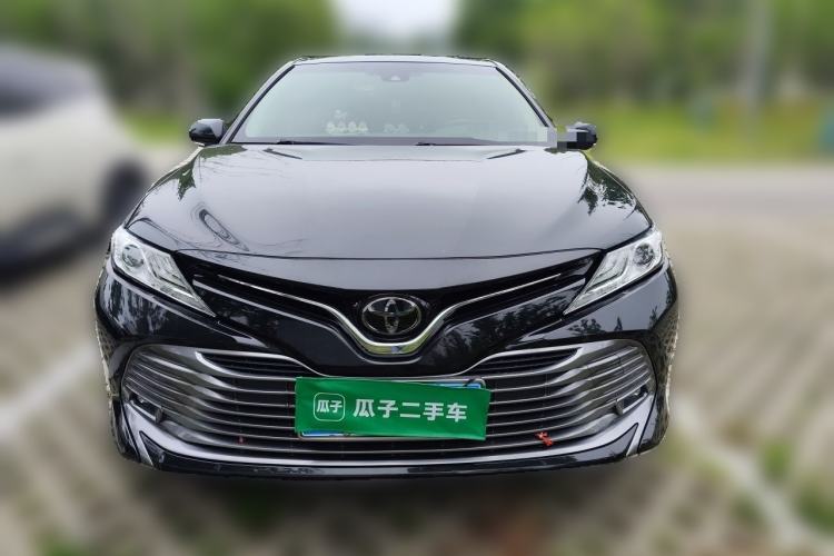 Used Toyota Camry 2019 Revised Version 2.0G Luxury Edition Front