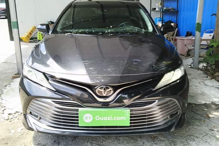 Used Toyota Camry 2019 Revised Version 2.0G Luxury Edition Front