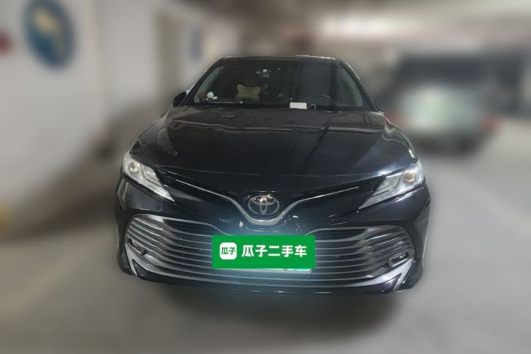 Used Toyota Camry 2019 Revised Version 2.0G Luxury Edition Front
