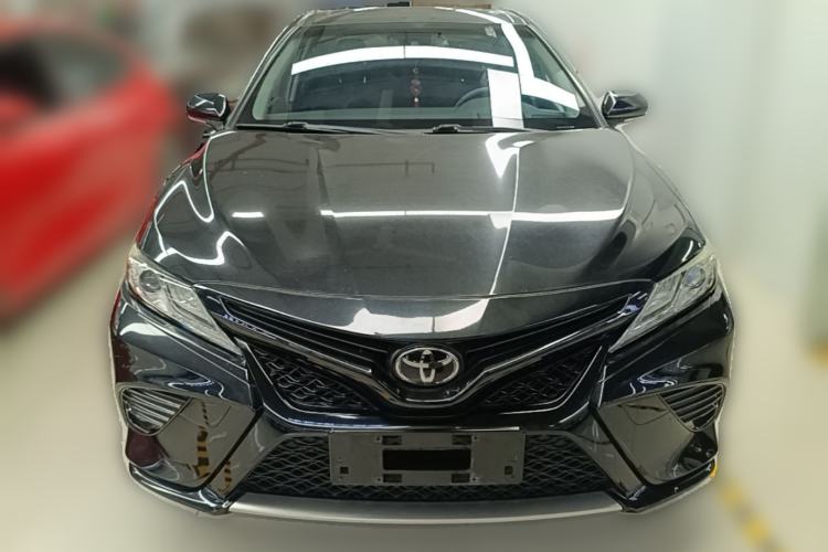 Used Toyota Camry 2019 2.0S FENGSHANG Version China V Standard Front