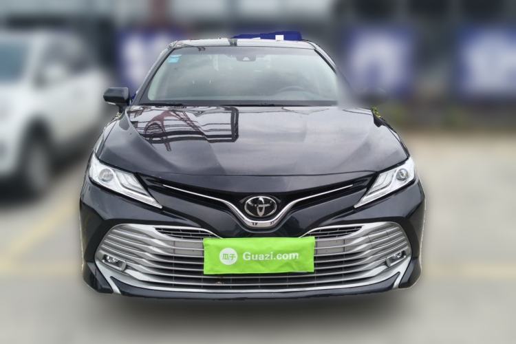 Used Toyota Camry 2019 Revised Version 2.0G Luxury Edition Front