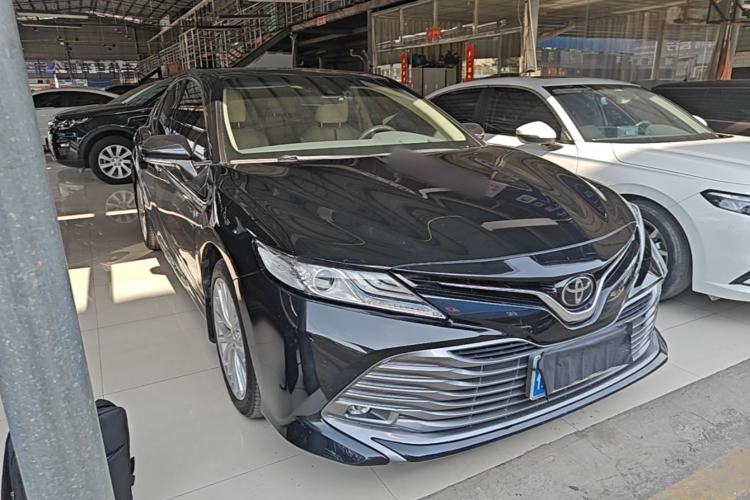 Used Toyota Camry 2019 2.5G Luxury Edition China VI Standard Front Right 45 Deg