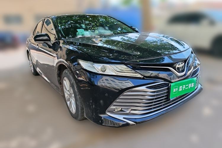 Used Toyota Camry 2019 2.0G Luxury Edition China VI Standard Front Right 45 Deg