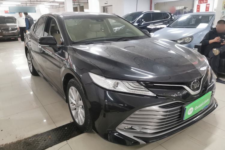 Used Toyota Camry 2019 2.0G Luxury Edition China VI Standard Front Right 45 Deg