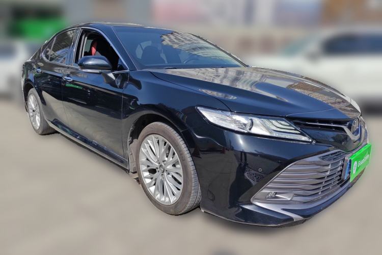 Used Toyota Camry 2019 Revised Version 2.5G Luxury Edition Front Right 45 Deg