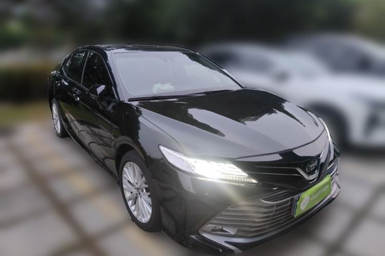 Used Toyota Camry 2019 2.5G Luxury Edition China VI Standard Front Right 45 Deg