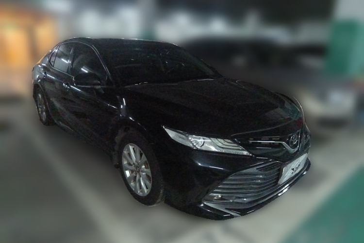 Used Toyota Camry 2019 2.0G Luxury Edition China VI Standard Front Right 45 Deg