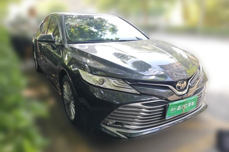 Used Toyota Camry 2019 Revised Version 2.5G Luxury Edition Front Right 45 Deg