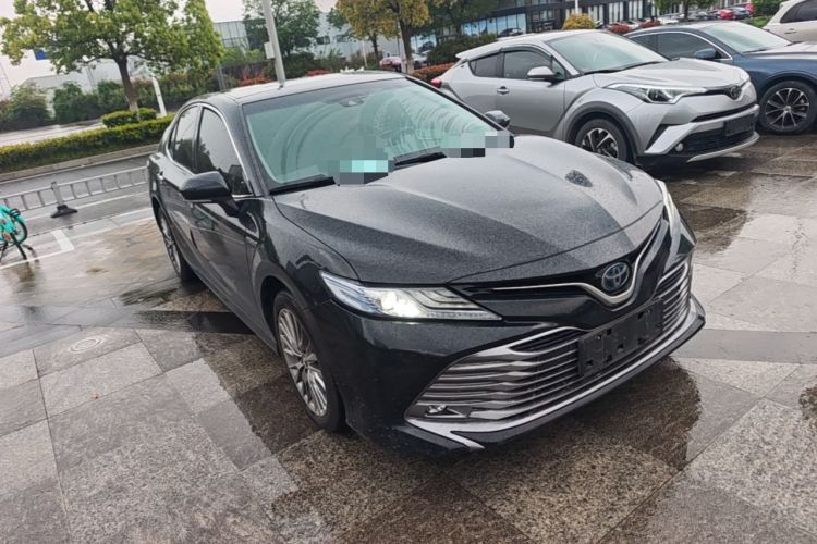Used Toyota Camry 2019 Dual-Engine 2.5 HG Luxury Edition China V Standard Front Right 45 Deg